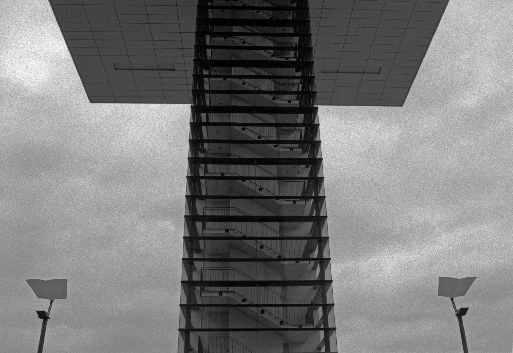 F22_N10a_Köln_Kranhäuser_bearbeitet_klein